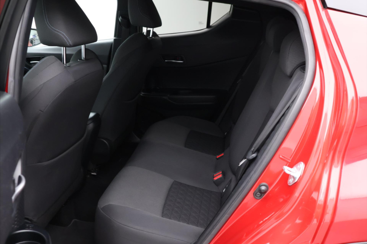 Toyota C-HR 1,2 Turbo 85kW Style CZ Navi