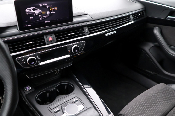 Audi A4 3,0 TDI 200kW quattro Navi