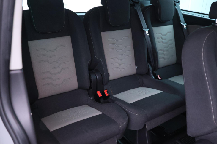 Ford Tourneo Custom 2,0 EcoBlue 125kW 9-Míst CZ