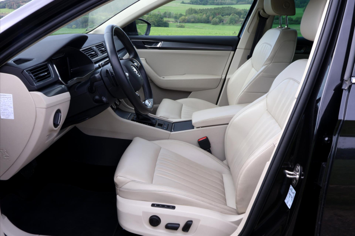 Škoda Superb 2,0 TDI 147kW DSG Style 4x4 CZ