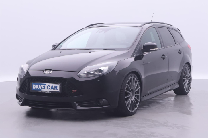 Ford Focus 2,0 EB 184kW ST Xenon Kůže