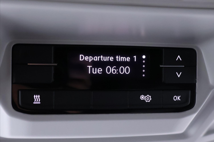 Volkswagen Crafter 2,0 TDI 103kW L2H1 Navigace