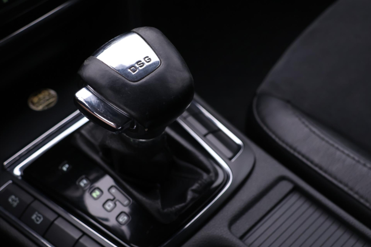 Škoda Superb 2,0 TDI 125kW DSG Elegance