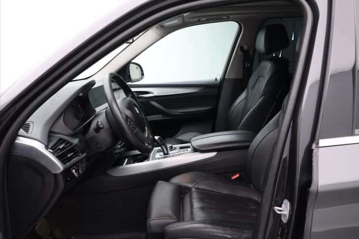 BMW X5 3,0 30d 190kW xDrive CZ