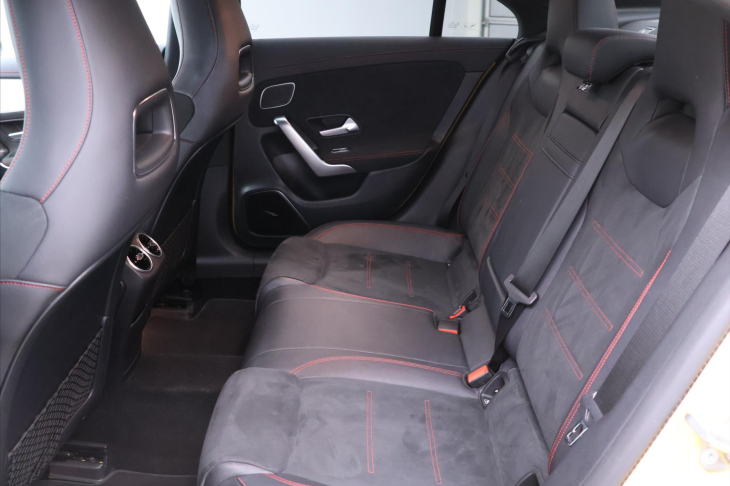 Mercedes-Benz CLA 2,0 220d 140kW AMG CZ DPH