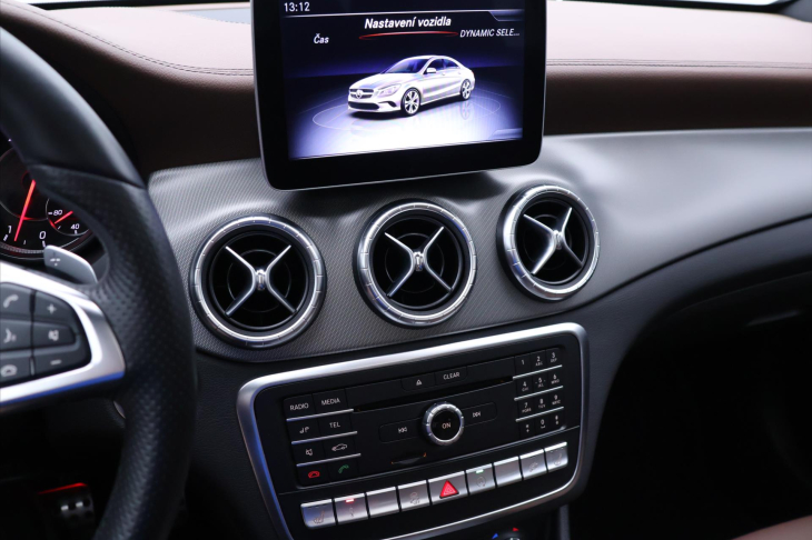 Mercedes-Benz CLA 2,0 45 AMG 280kW 4Matic