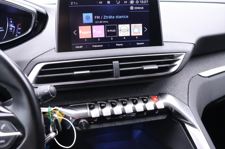 Peugeot 3008 2,0 HDI 110kW Allure LED CZ