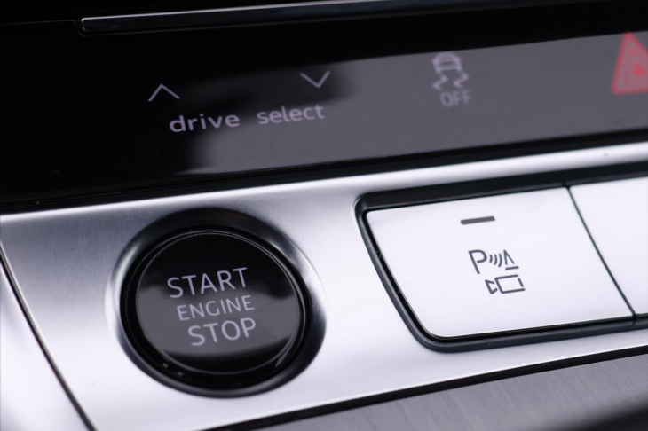 Audi A7 3,0 TDI 180kW Quattro CZ S-Line