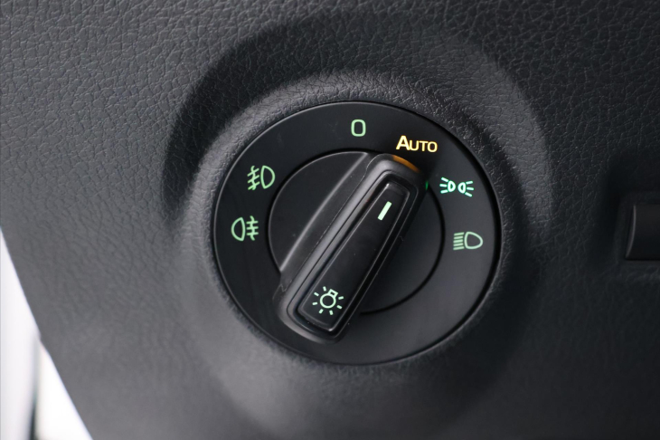 Škoda Fabia 1.0 Ambition Aut. klima DPH