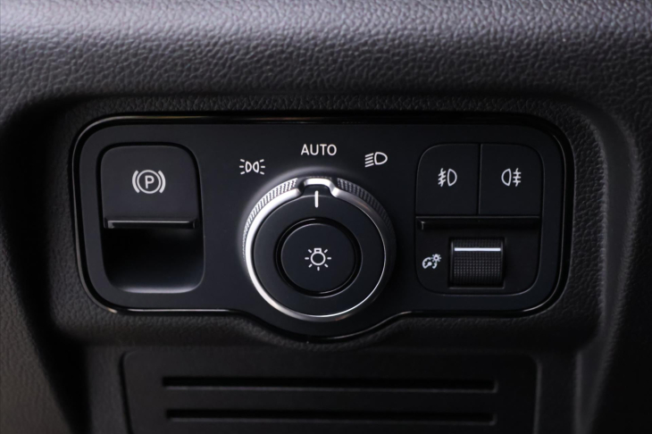 Mercedes-Benz Citan 1,5 180d CZ Progressive DPH