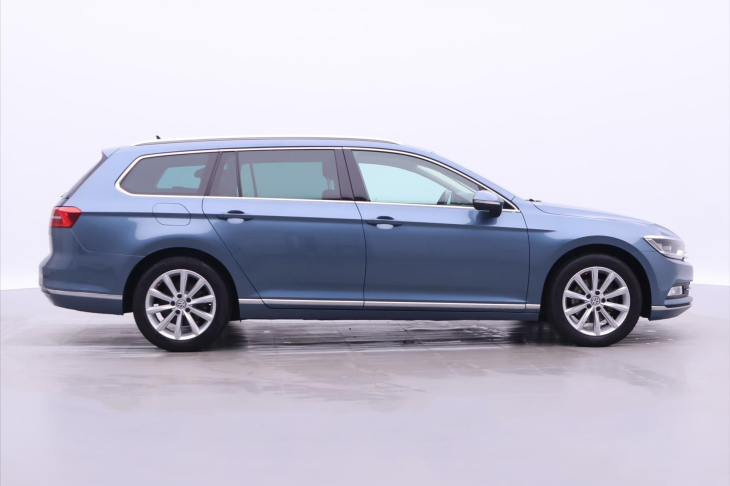 Volkswagen Passat 2,0 TDI 110kW Highline LED CZ