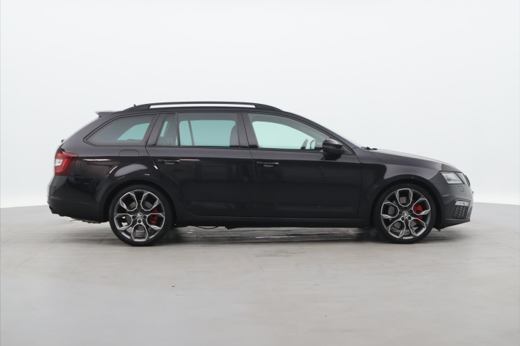 Škoda Octavia 2.0 TSI 180kW Challenge RS