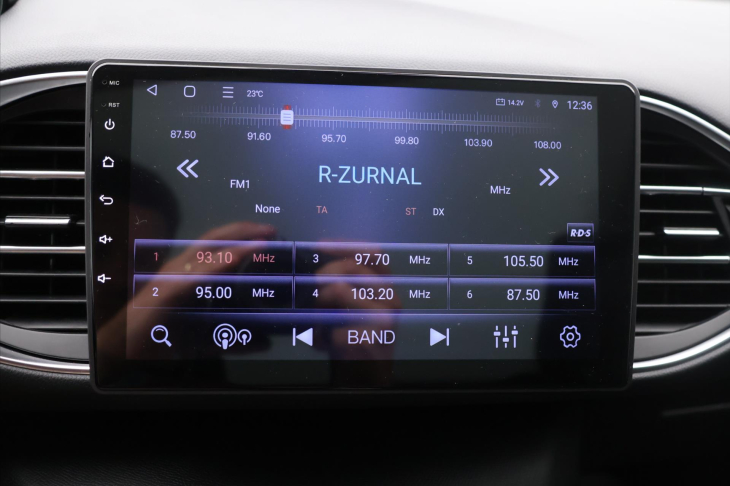 Peugeot 308 1,2 PT 96kW Allure LED Pano