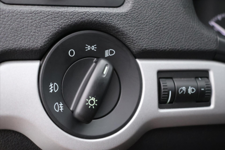 Škoda Octavia 1,8 TSi 118kW Ambition Navi