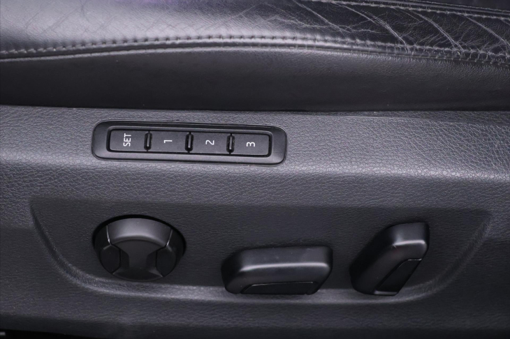Škoda Superb 2,0 TDI 140kW DSG Style Kůže