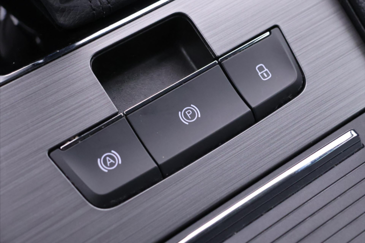 Škoda Superb 2,0 TDI 147kW DSG Style 4x4 CZ