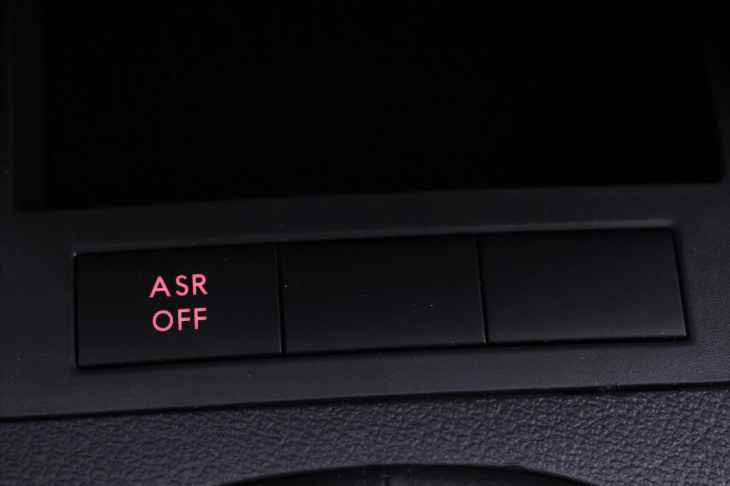 Volkswagen Caddy 1,4 i 59kW CZ Serv.kniha