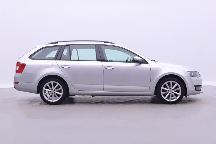 Škoda Octavia 2,0 TDI 110kW DSG Xenon CZ