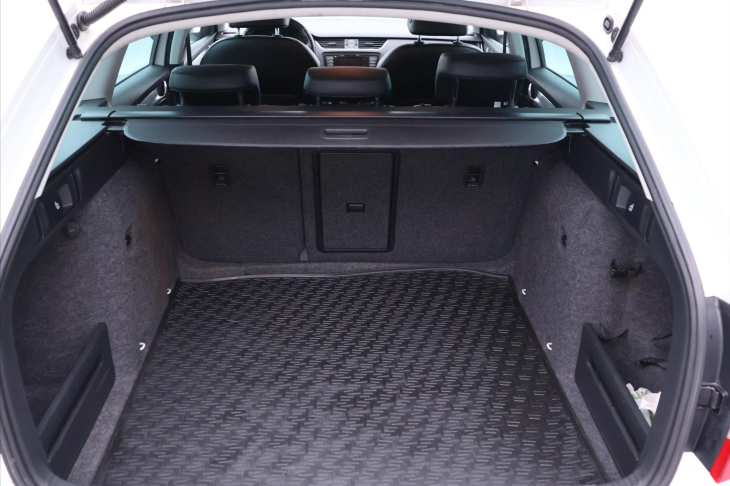 Škoda Octavia 1,6 TDI 77kW Kůže Elegance+