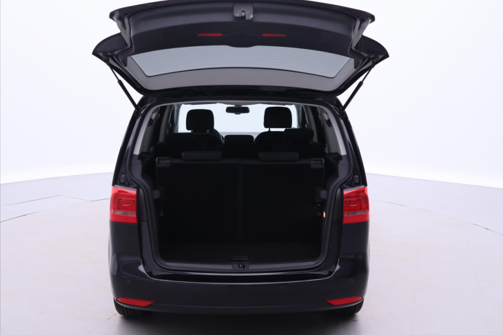 Volkswagen Touran 1,2 TSI Cup 7-Míst Serv.kniha