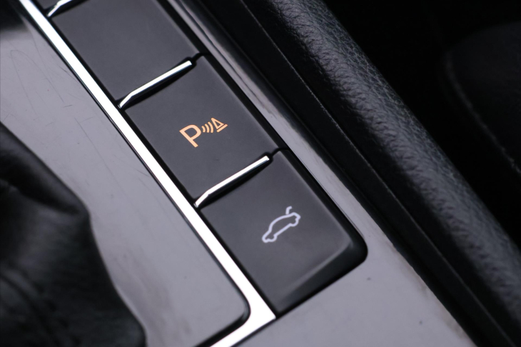 Škoda Superb 2,0 TDI 110kW Style CZ