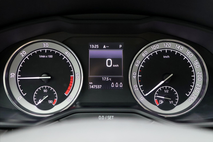 Škoda Superb 2,0 TDI 140kW L&K 4x4 CZ
