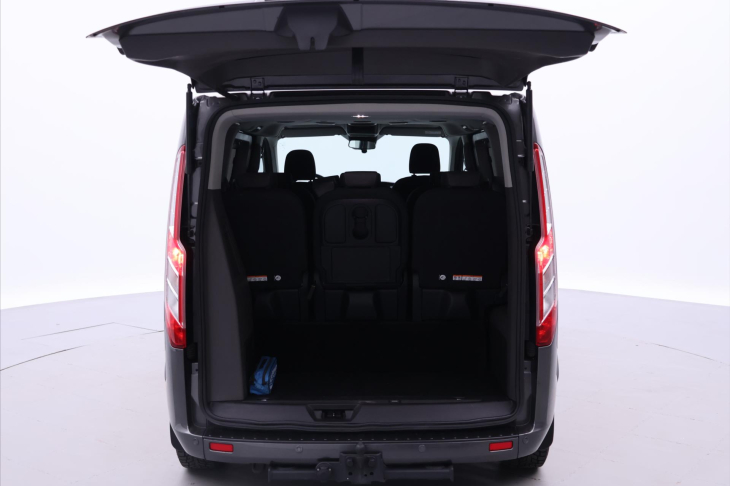 Ford Tourneo Custom 2,0 mHEV Titanium 8-Míst CZ
