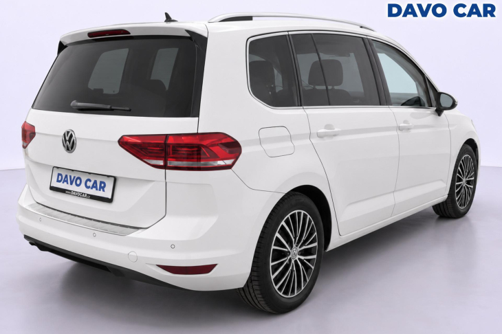 Volkswagen Touran 1,4 TSI 110kw DSG Highline 7míst
