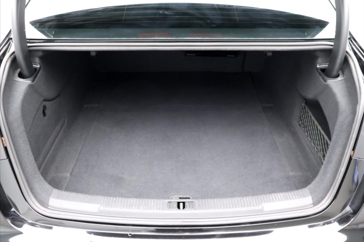 Audi A6 3,0 TDI 240kW CZ Competetion