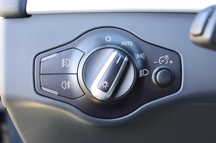 Audi A4 2,0 TDI 130kW Quattro S line