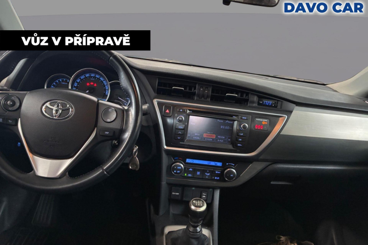 Toyota Auris 1,6 i 97kW Serv. Kniha