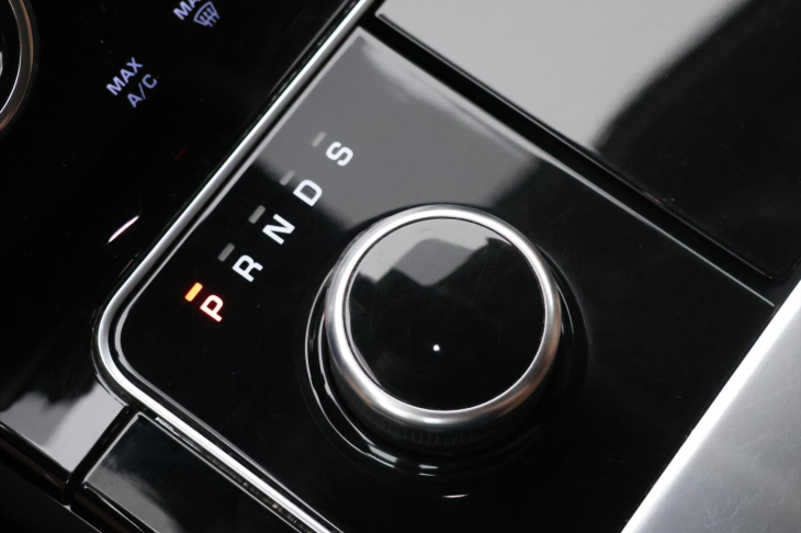 Land Rover Range Rover Velar 3,0 D300 S 221kW AUT CZ