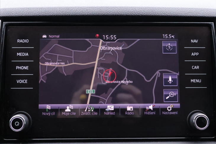 Škoda Karoq 2,0 TDI 110kW Style Tažné LED