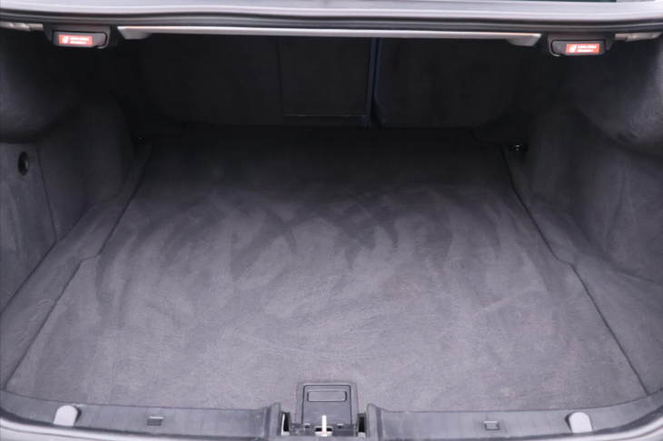 Mercedes-Benz Třídy E 2,7 270CDI 130kW Elegance