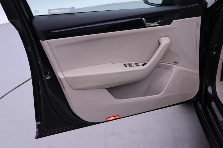 Škoda Superb 2,0 TDI 110kW L&K CZ