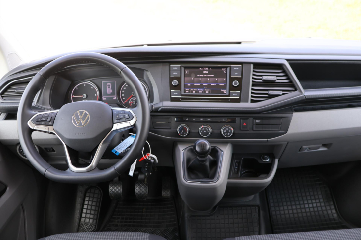 Volkswagen Transporter 2,0 TDI Long 6-Míst CZ DPH