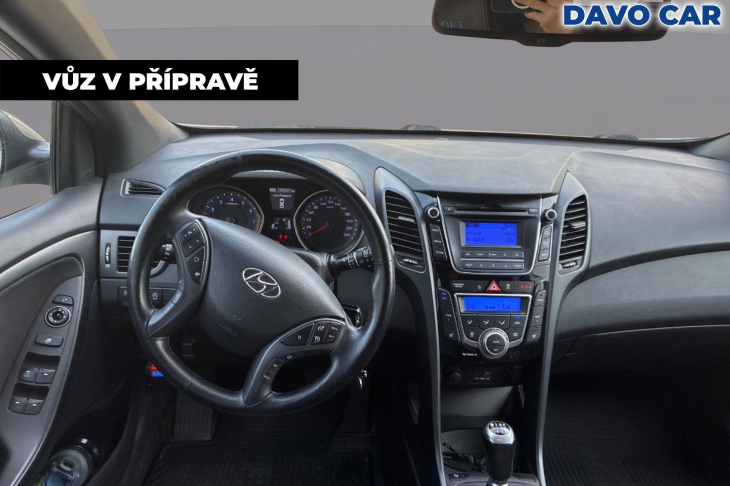 Hyundai i30 1.6 GDI 99kW Trikolor CZ