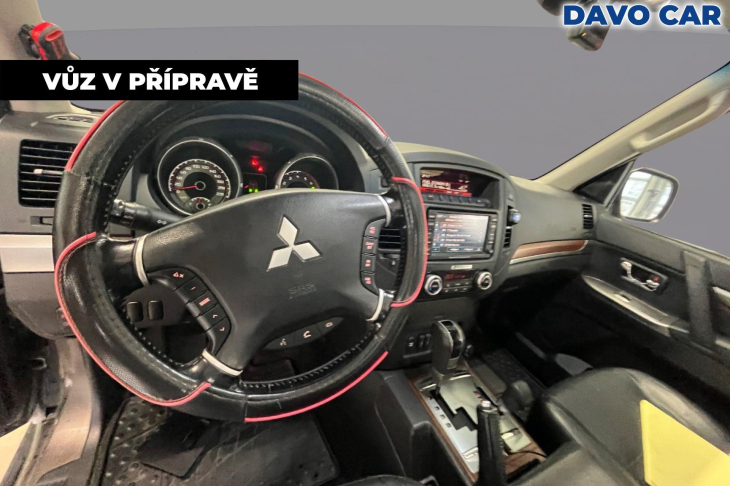 Mitsubishi Pajero 3,2 DI-D 147kW Instyle 7-Míst