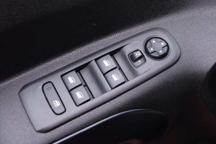 Peugeot Rifter 1,5 BlueHDI 96kW Long CZ DPH