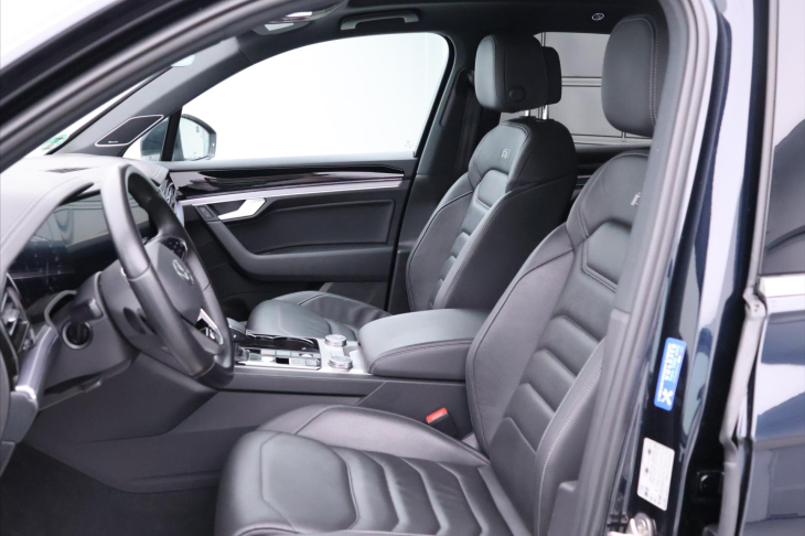 Volkswagen Touareg 3,0 TDI 210kW 4M R-Line DPH