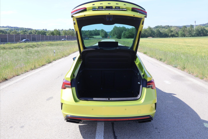 Škoda Octavia 2,0 TSI DSG RS DPH 1.maj CZ