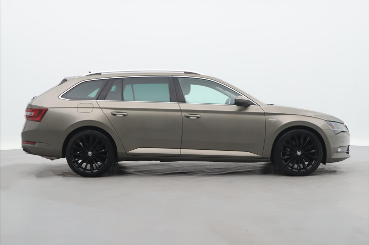 Škoda Superb 2.0 TSI 206kW DSG CZ L&K