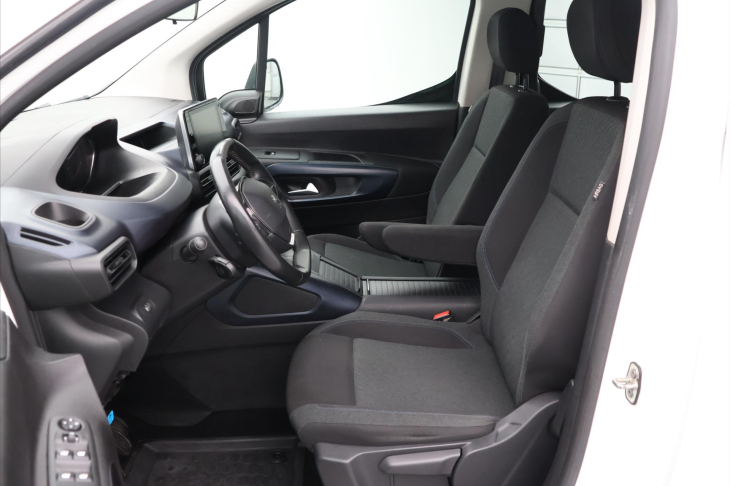 Peugeot Rifter 1,5 HDi 130k CZ Allure DPH