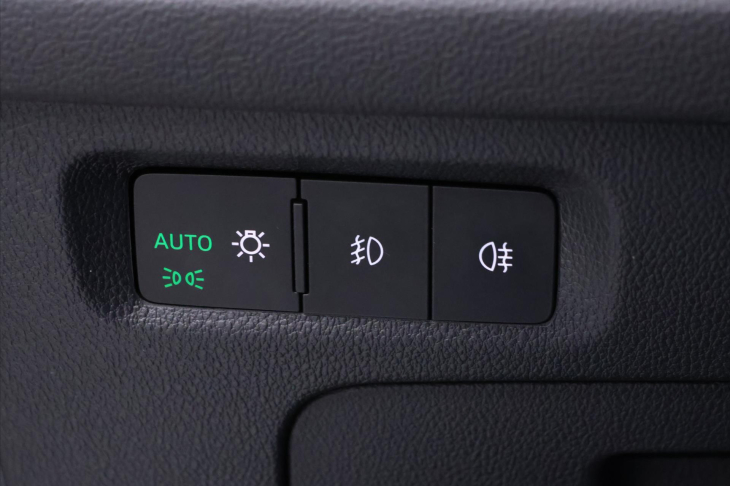 Škoda Octavia 2,0 TDI DSG Style Kůže Matrix