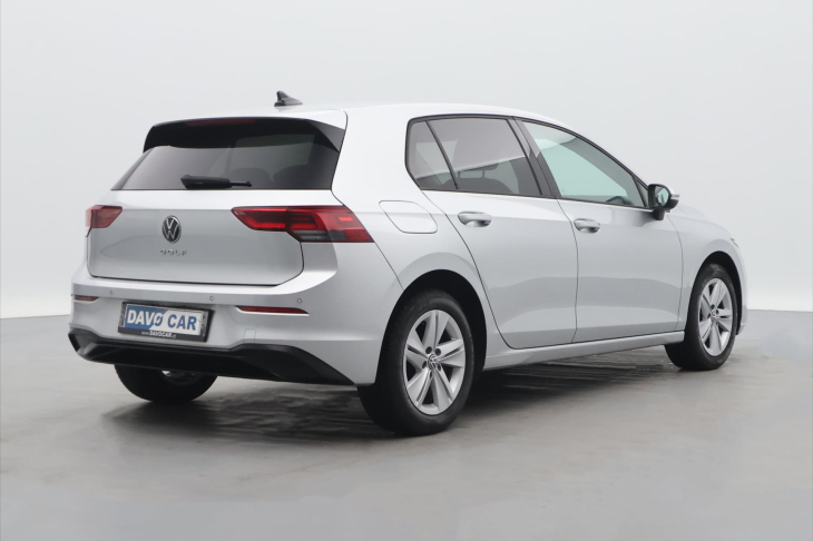 Volkswagen Golf 1,0 TSI 81kW Life M6