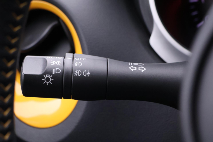 Nissan Juke 1,6 i N-Connecta 86kW CZ 1.Maj