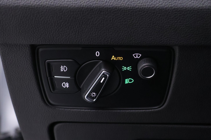 Volkswagen Passat 2,0 TDI 110kW DSG 1.Maj. DPH