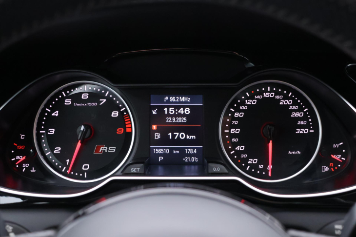 Audi RS 4 4.2 FSI V8 331kW 1.Maj Serviska