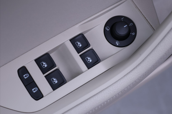 Škoda Superb 2,0 TDI 4x4 DSG CZ Style 1.Maj