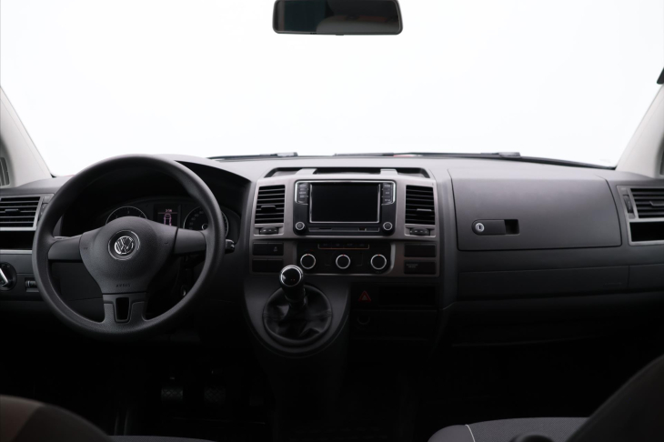 Volkswagen Multivan 2,0 TDI 103KW 7 Míst